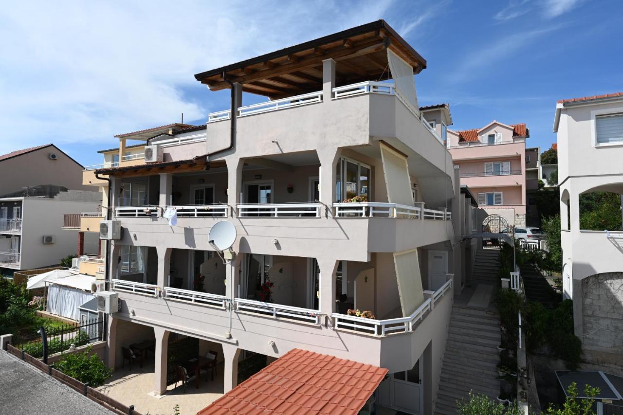 Guest House Kokolo Hvar Town Exterior foto